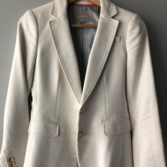 Off white structured blazer from Banana Republic - Picture 1 of 7